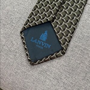 Lanvin Elegant Black and Gray Patterned Tie